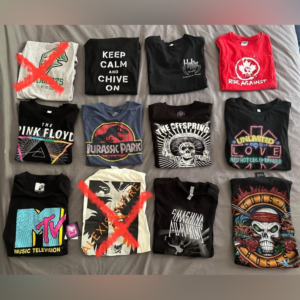Vintage band t’s, brewery t’s, work out t’s, sports t’s